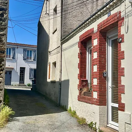 Apartment Entre Nantes Et Sevre T1 A 3 Mn Du Busway Vertou